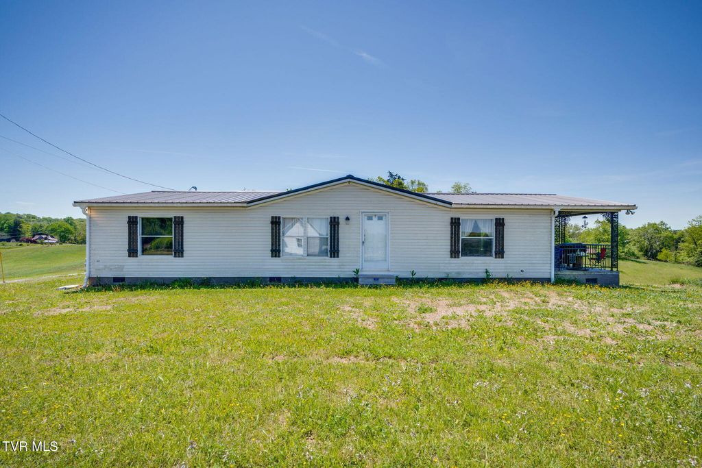 104 Bacon Road, Rogersville, TN 37857