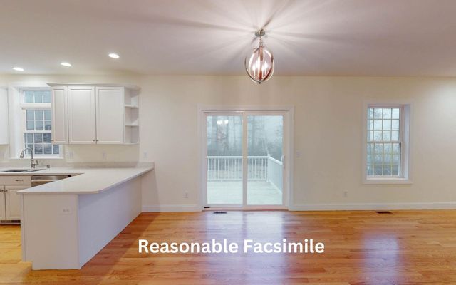 114 Lantern Drive, Sandown, NH 03873