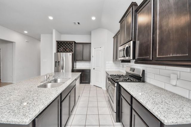 1206 Portimao Court, Crosby, TX 77532