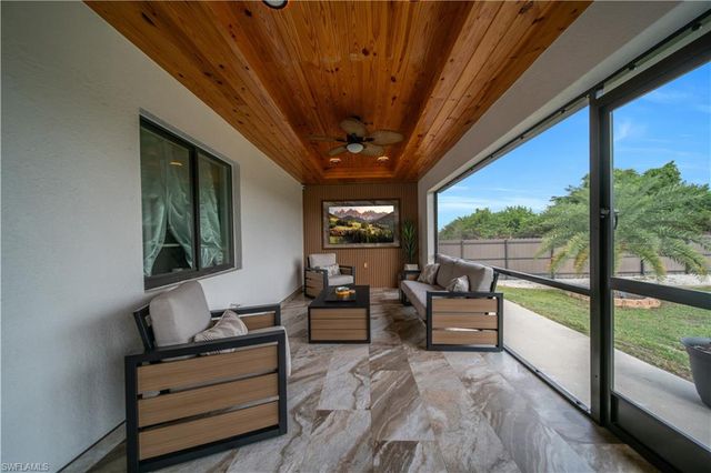 362 Pecan AVE, Lehigh Acres, FL 33974