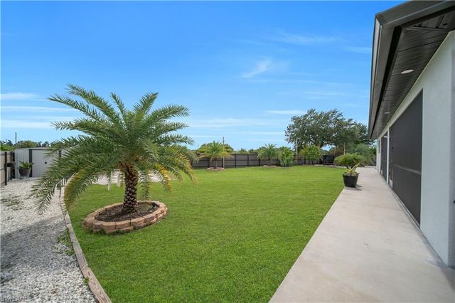 362 Pecan AVE, Lehigh Acres, FL 33974