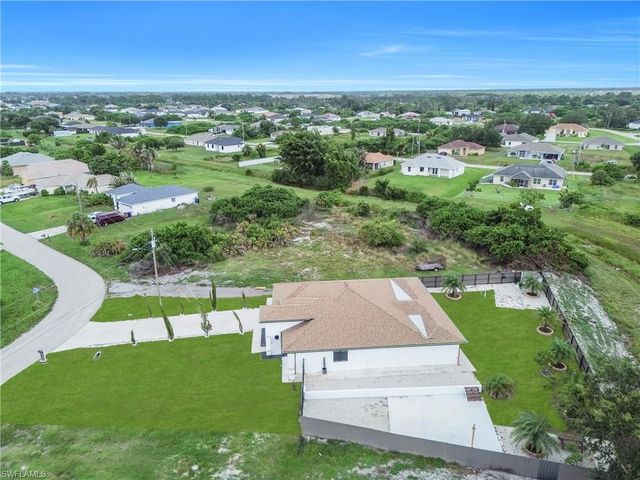 362 Pecan AVE, Lehigh Acres, FL 33974