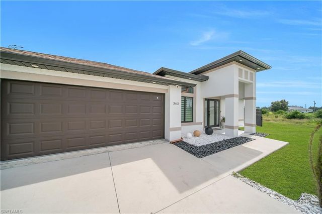 362 Pecan AVE, Lehigh Acres, FL 33974
