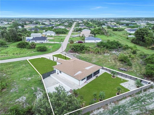 362 Pecan AVE, Lehigh Acres, FL 33974