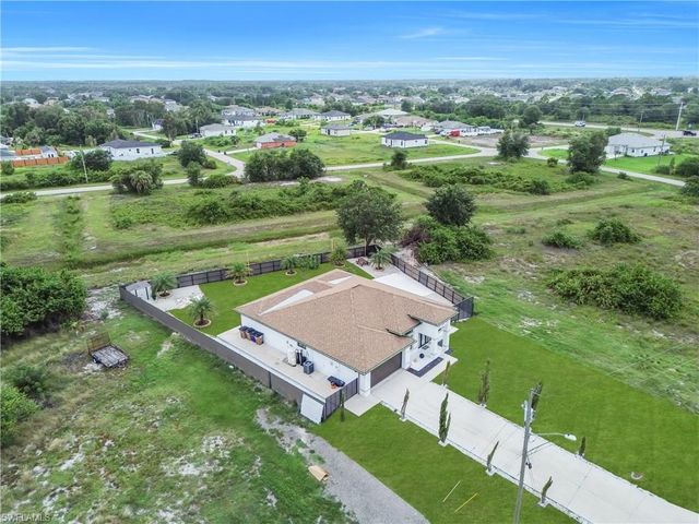 362 Pecan AVE, Lehigh Acres, FL 33974