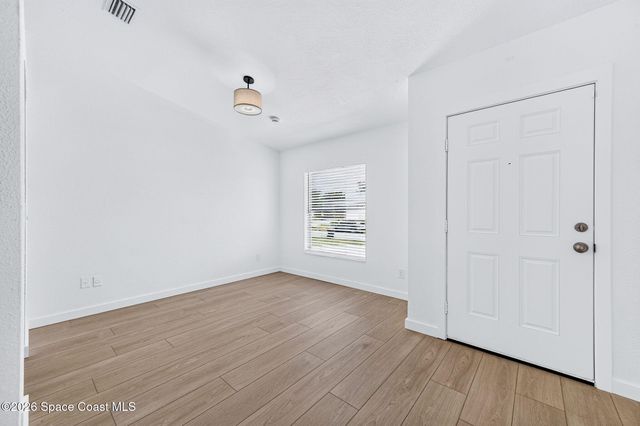 711 Avalon Street SE, Palm Bay, FL 32909