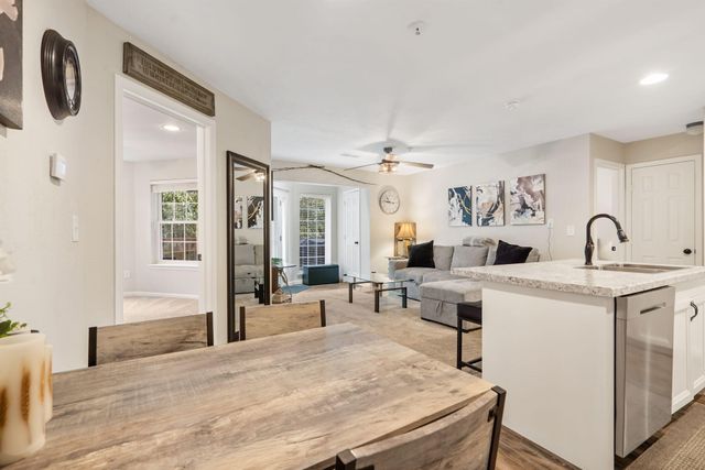 707 Rocky Shore Terrace 7, Kimberling City, MO 65686