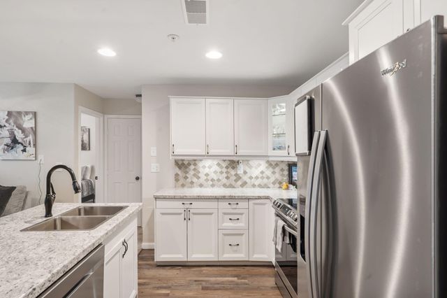 707 Rocky Shore Terrace 7, Kimberling City, MO 65686