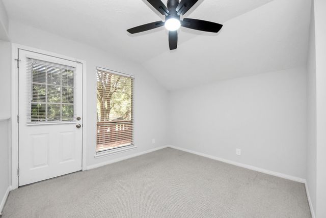 515 Lorie Lane, Seabrook, TX 77586
