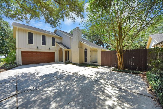 515 Lorie Lane, Seabrook, TX 77586