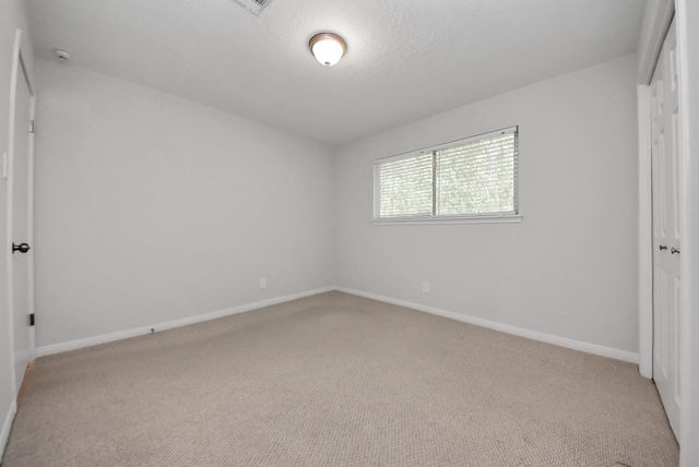 515 Lorie Lane, Seabrook, TX 77586