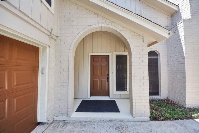 515 Lorie Lane, Seabrook, TX 77586