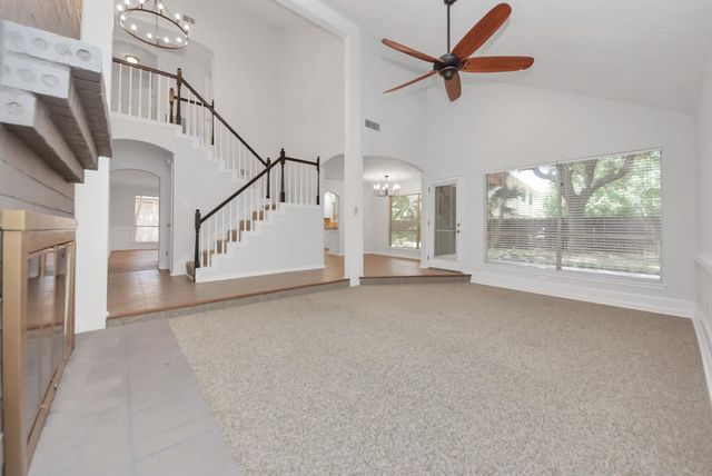 515 Lorie Lane, Seabrook, TX 77586