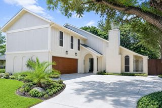 515 Lorie Lane, Seabrook, TX 77586