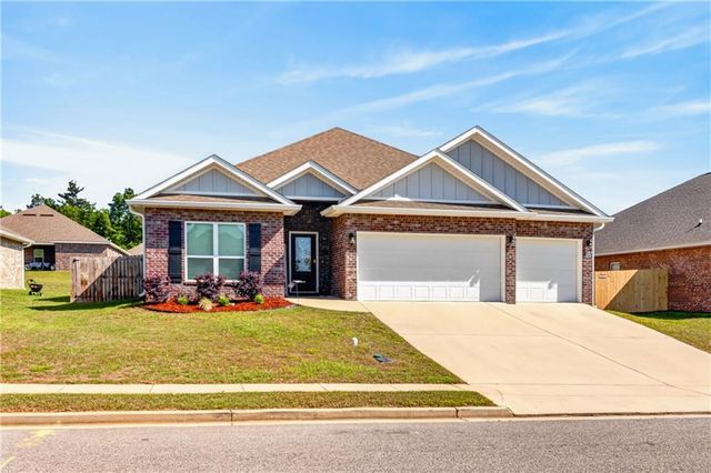 3370 Woodlands Drive, Saraland, AL 36571