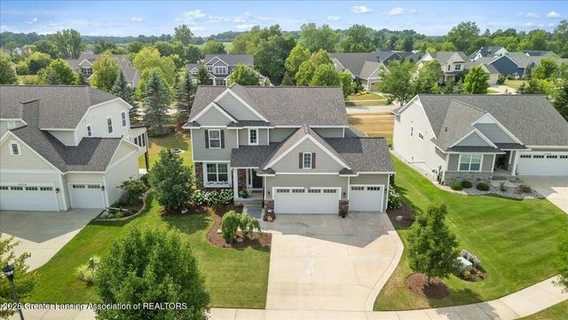 11760 Claridge Drive, Dewitt, MI 48820