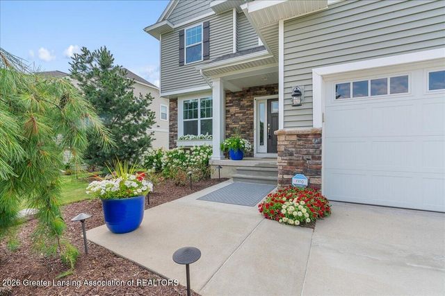 11760 Claridge Drive, Dewitt, MI 48820