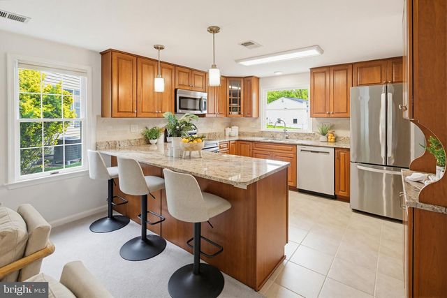 6267 DAWN DAY DR, Columbia, MD 21045