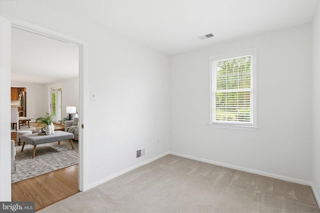 6267 DAWN DAY DR, Columbia, MD 21045