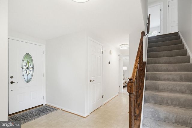 6267 DAWN DAY DR, Columbia, MD 21045