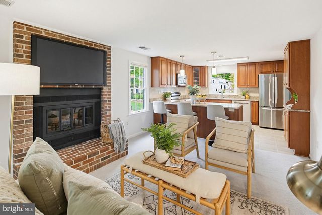 6267 DAWN DAY DR, Columbia, MD 21045