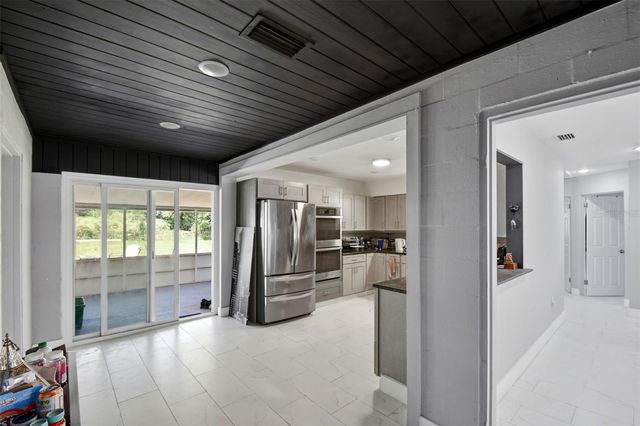 8 S SHELL ROAD, Debary, FL 32713