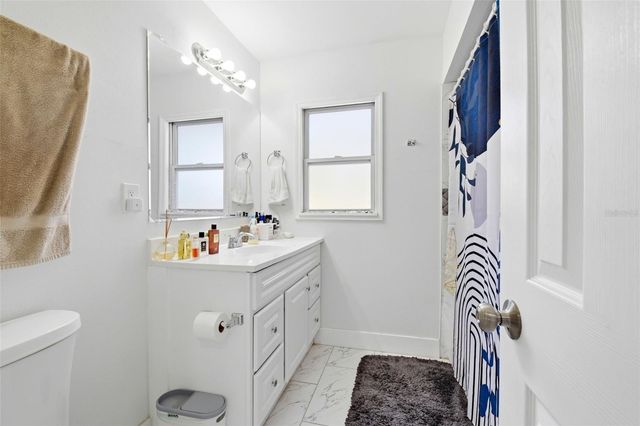 8 S SHELL ROAD, Debary, FL 32713