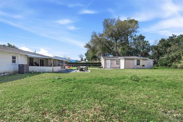 8 S SHELL ROAD, Debary, FL 32713