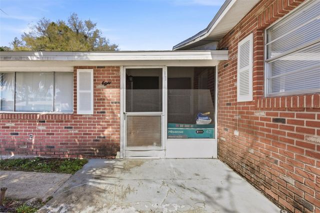 8 S SHELL ROAD, Debary, FL 32713