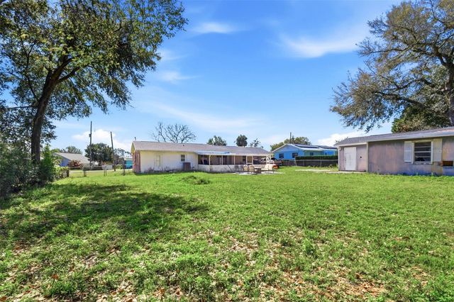 8 S SHELL ROAD, Debary, FL 32713