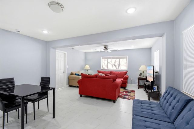 8 S SHELL ROAD, Debary, FL 32713