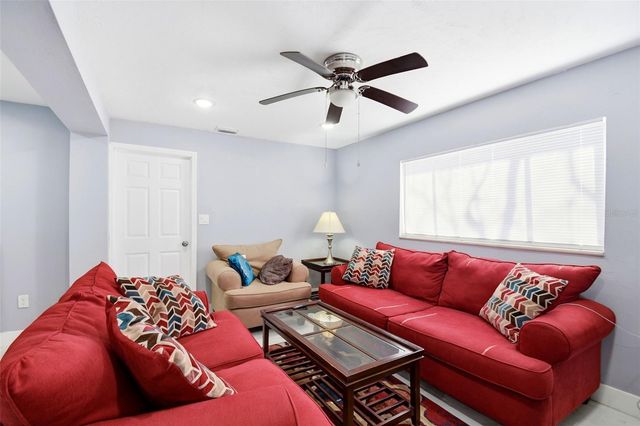 8 S SHELL ROAD, Debary, FL 32713