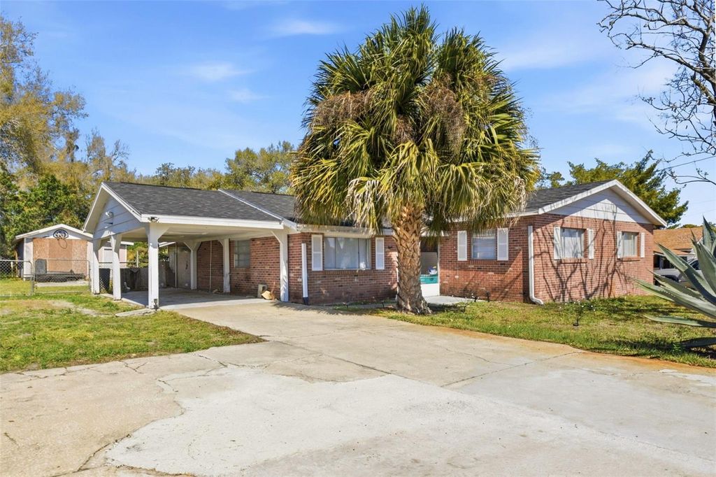 8 S SHELL ROAD, Debary, FL 32713