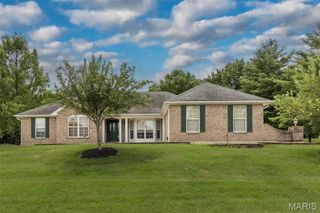 885 Great Park Drive, St Charles, MO 63304