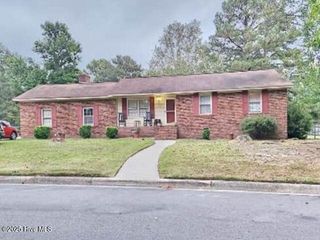 3005 Briarcliff Drive, Greenville, NC 27834