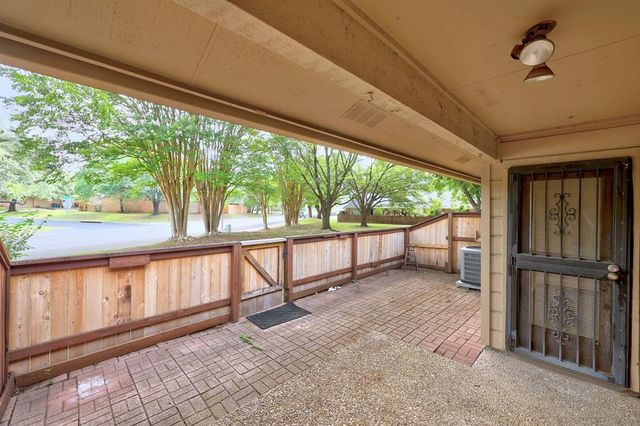 7211 Lakewood DR G124, Austin, TX 78750