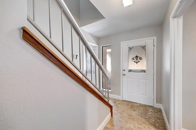 7211 Lakewood DR G124, Austin, TX 78750