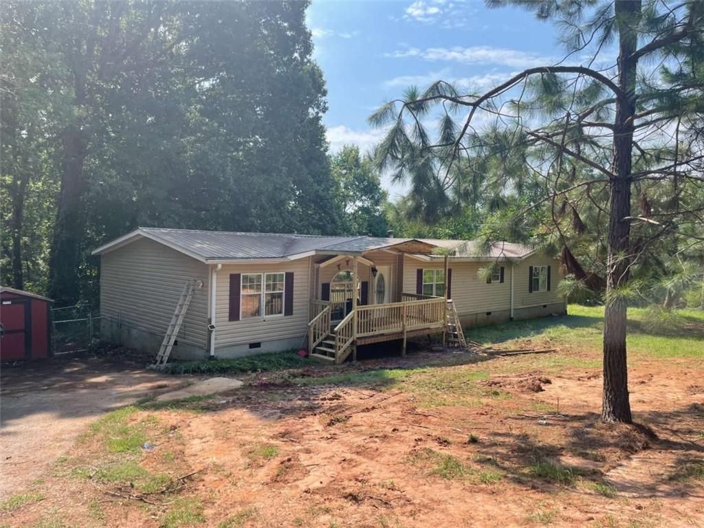 5498 Woodlin Road, Lula, GA 30554