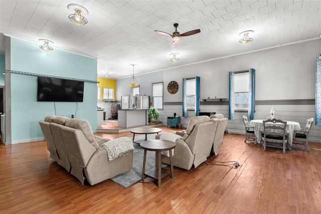 61965 County Road 384, Bangor, MI 49013