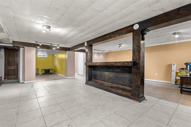 61965 County Road 384, Bangor, MI 49013