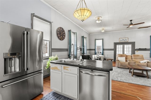 61965 County Road 384, Bangor, MI 49013