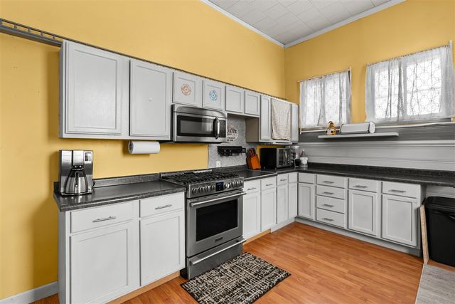 61965 County Road 384, Bangor, MI 49013