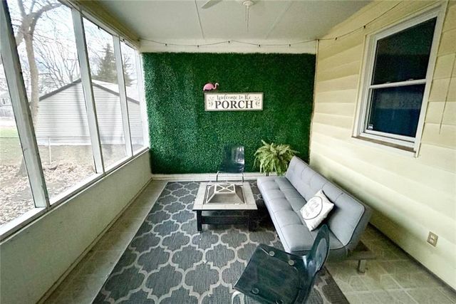 602 W 86th Terrace, Kansas City, MO 64114