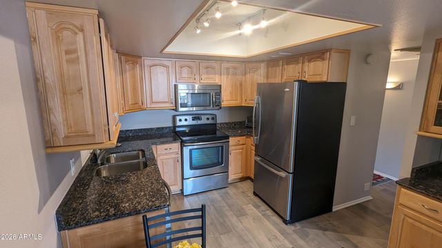 7910 E CAMELBACK Road 302, Scottsdale, AZ 85251
