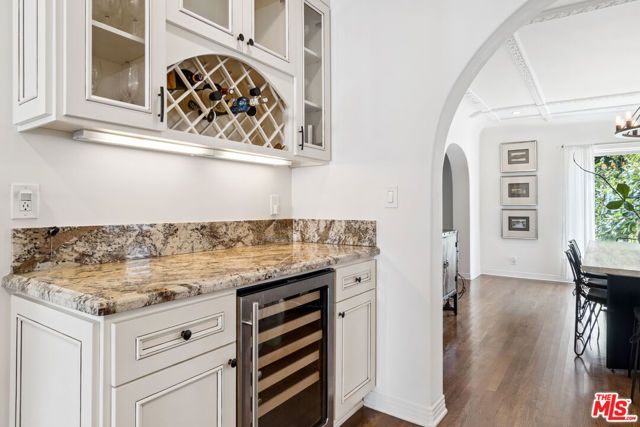 956 S Longwood Avenue, Los Angeles, CA 90019