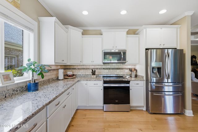 8469 Oak Abbey Trail NE, Leland, NC 28451