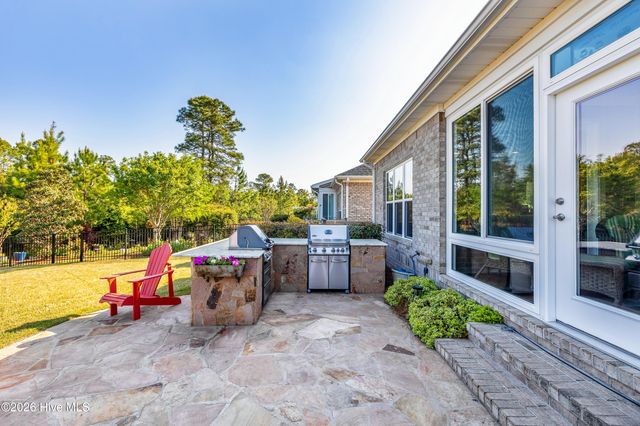 8469 Oak Abbey Trail NE, Leland, NC 28451