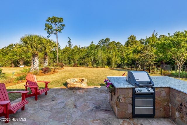 8469 Oak Abbey Trail NE, Leland, NC 28451
