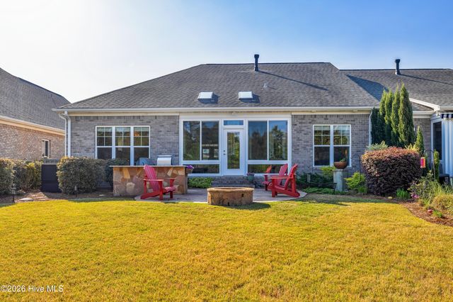 8469 Oak Abbey Trail NE, Leland, NC 28451