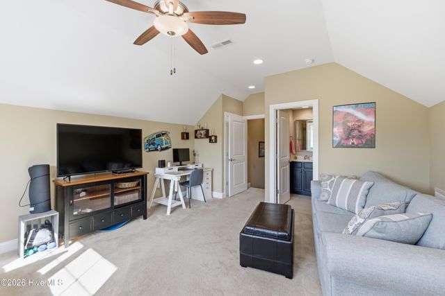 8469 Oak Abbey Trail NE, Leland, NC 28451